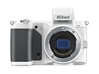 Nikonレンズ2個ストロボ1個 EVFとストロボ搭載で“世界最小最軽量”ミラーレス 「Nikon 1 V2